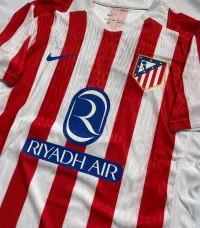 Camiseta Atlético de Madrid temporada 25/26 – Image 2