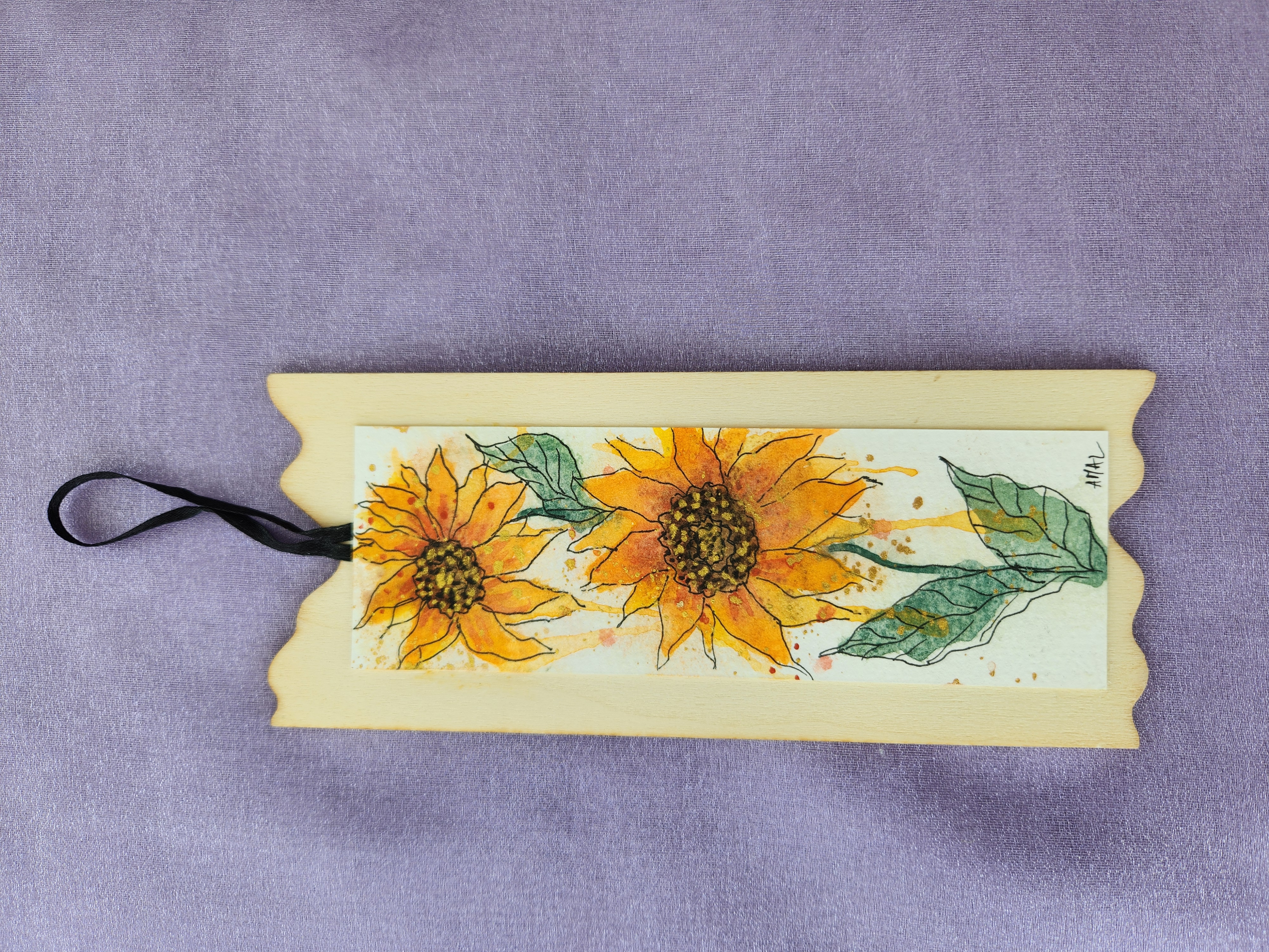 Hanging Ornament With Original Hand Painted Watercolour Art – 2