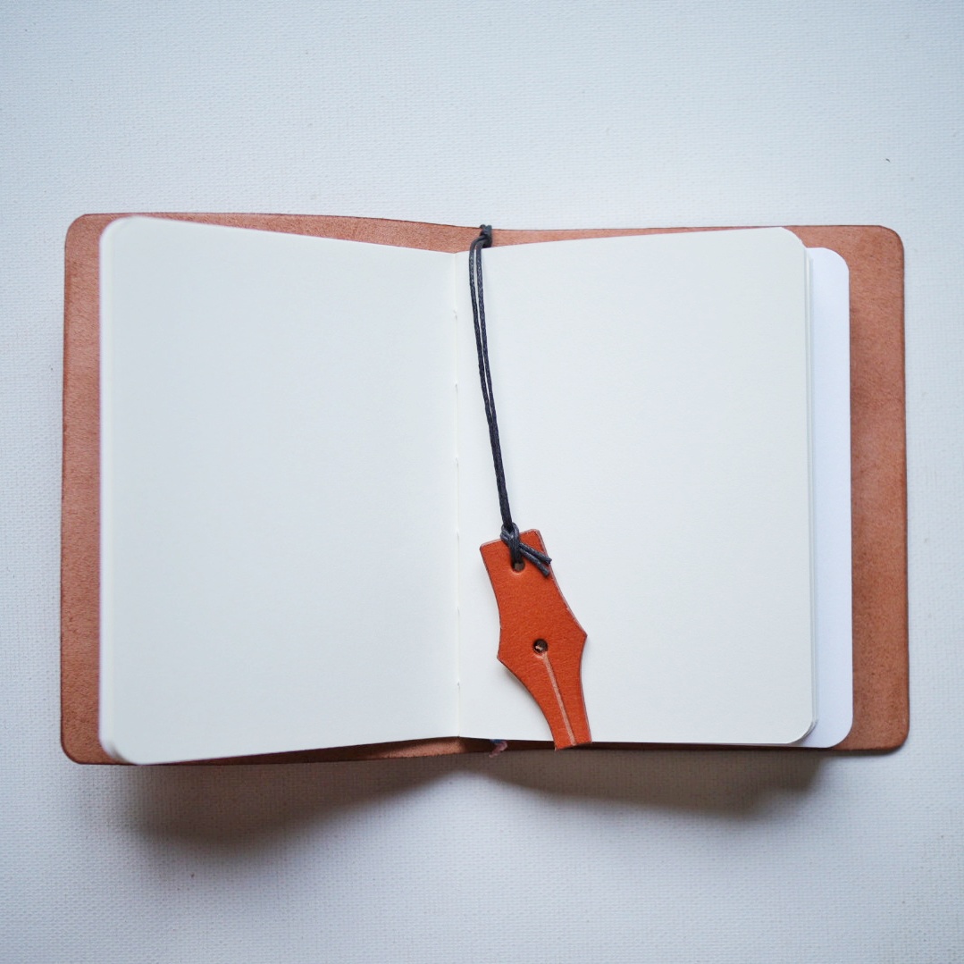 Atelier Leather Notebook — Passport Size (TN‑Style Refillable Journal) – Image 5