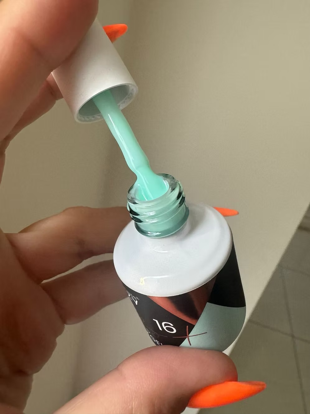 16 Liquid Polygel – Image 2