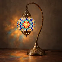 Swan Lamp – Image 1