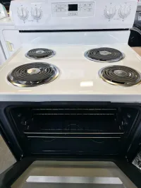 Amana YACR4303MFW9 Electric Range – Image 3