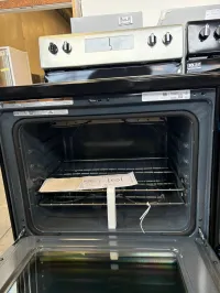 Whirlpool YWFC315S0JS Electric Range, 4.8 cu. ft. Capacity, 30 inch – Image 4