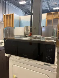 Whirlpool YWMML5530RZ Over the Range Microwave, 30 inch – Image 1