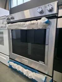 KitchenAid YKSEG700ESS7 Electric Slide-In Range – Image 1