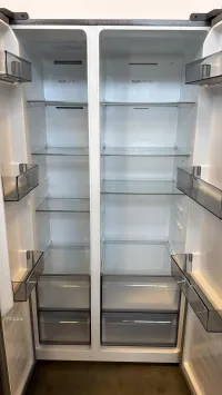 Hisense RS19A2CSD 19.2 Cu. Ft. Side-by-Side Refrigerator – Titanium Finish – Image 2