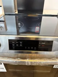 Frigidaire FCFE306CAS Electric Range, 5.3 cu. ft. Capacity, 30 inch Exterior – Image 3