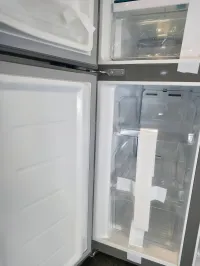 Frigidaire FRQG1721AV 33" Counter-Depth 4-Door Refrigerator – Image 5