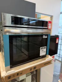 Frigidaire FCWS3027ASD 30" Single Electric Wall Oven Total Convection, Built-In Air Fry, Quick Preheat – Image 2