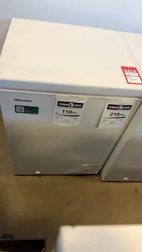 Hisense FC50C7AWD 5 Cu. Ft. Convertible Chest Freezer – Image 2