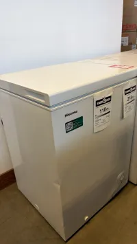 Hisense FC50C7AWD 5 Cu. Ft. Convertible Chest Freezer – Image 1