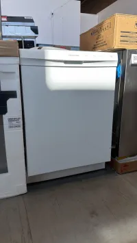 Frigidaire FFCD2413UW8B 24-inch built-in dishwasher – Image 2