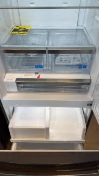 Frigidaire Gallery GRBN2012AF00 – 20.3 Cu. Ft. Bottom Freezer Refrigerator (Smudge-Proof Stainless Steel) – Image 4