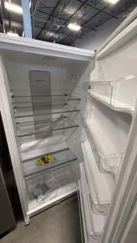 Frigidaire Professional FRAE2024AWC – 20.0 Cu. Ft. All-Refrigerator (White) – Image 4