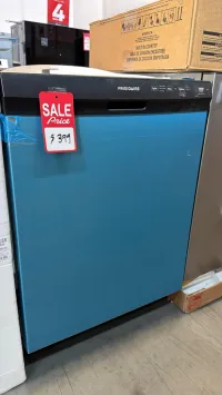 Frigidaire FFCD2413US8B 24" Built-In Dishwasher – Image 2