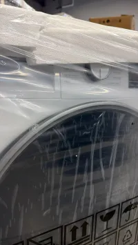 Blomberg WM98220SX 24" Front Load Washer – Image 3