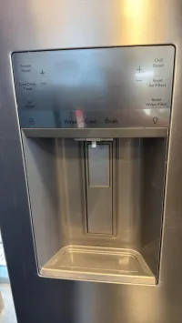 Frigidaire Gallery GRFS2853AFM 28 Cu. Ft. French Door Refrigerator – Image 2