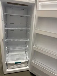 Hisense FV14C7AWE Freezer – Image 4