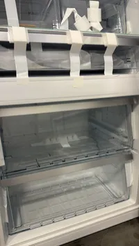Beko BFBF30218SS 30" 16.1 Cu. Ft. Bottom Freezer Refrigerator – Image 3