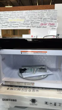 Hisense HMVZ173SS 1.7 Cu. Ft. Over-the-Range Microwave – Image 3