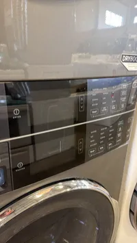 Electrolux ELTE760CAT 5.2/8.0 Cu. Ft. Laundry Tower – Image 2