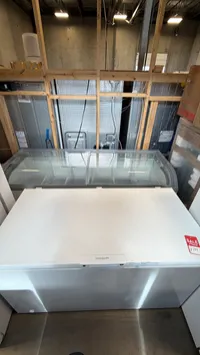 Frigidaire FFCL1542AW Chest Freezer – Garage Ready – Image 1