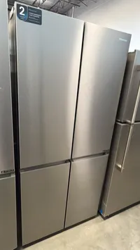 Hisense RQ17A4CSD 31" 17.1 Cu. Ft. 4-Door Refrigerator – Image 2