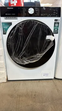 Hisense WF5S2845BW 24" 3.1 Cu. Ft. Front Load Washer – Image 1