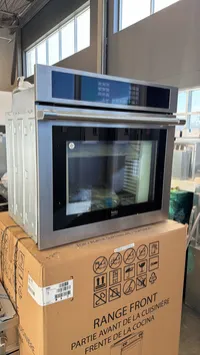 Beko WOS30200SS 30” Built-In Electric Wall Oven – 5.7 Cu. Ft., Air Fry & True Convection – Image 2