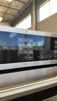 Beko WOS30200SS 30” Built-In Electric Wall Oven – 5.7 Cu. Ft., Air Fry & True Convection – Image 3