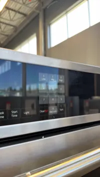 Beko WOS30200SS 30” Built-In Electric Wall Oven – 5.7 Cu. Ft., Air Fry & True Convection – Image 4