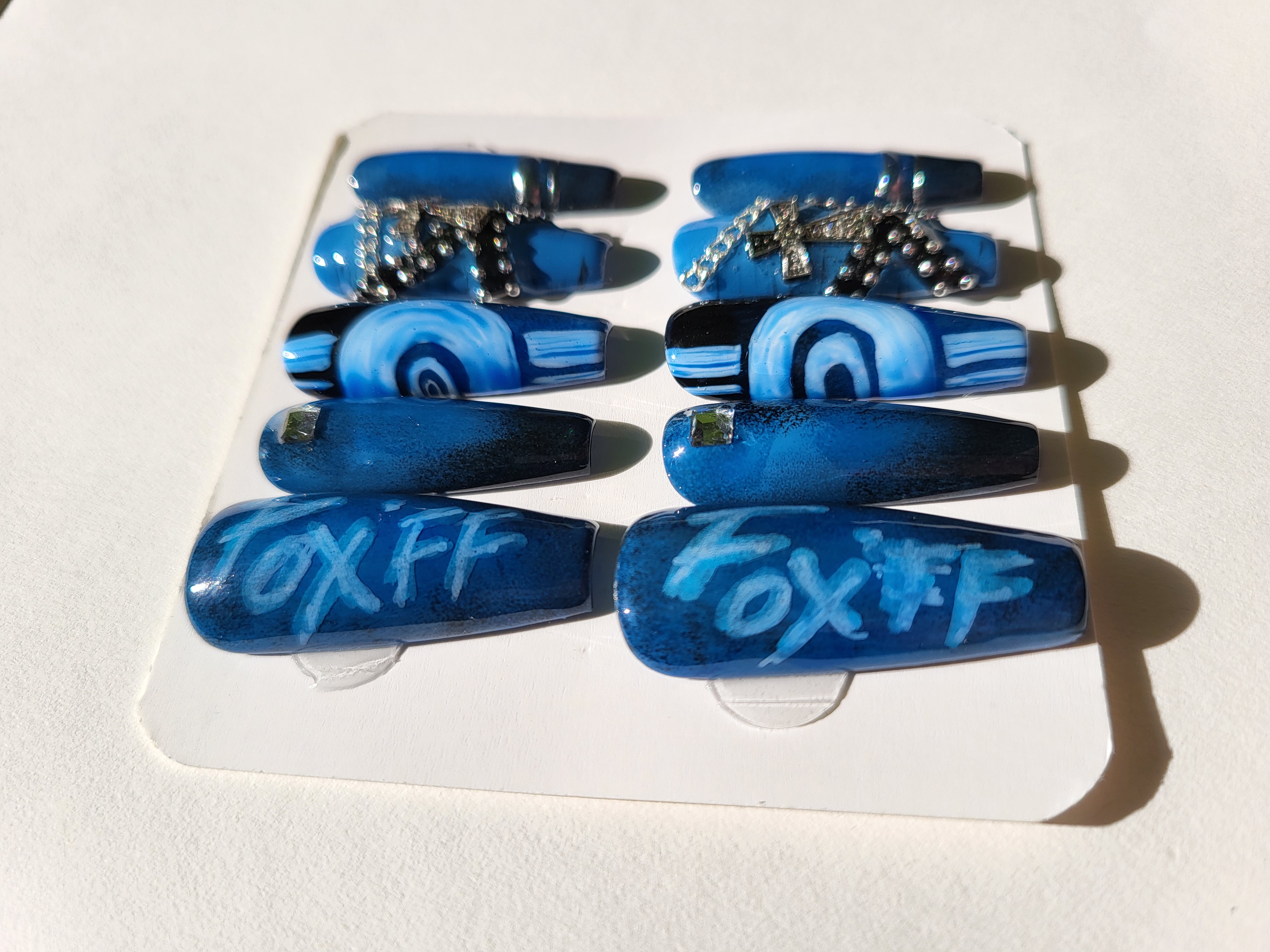 Mingi FIX OFF-Inspired Press-On Nails | Blue Black Graffiti, Gothic Chains & 3D Statement Art – Image 5