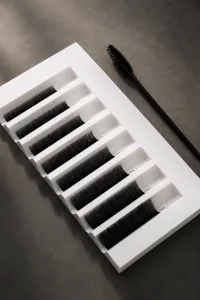 The FanGirl Lash Tile – Image 1