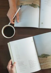 Book – Hosea - Women's Reading Guide – She Reads Truth – Image 4