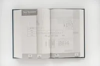 Bible – NLT - One Year Chronological Study Bible (Hardcover) – Image 3