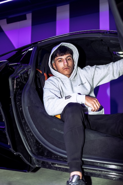 Basix 2.0 Fleece Hoodie – Image 2