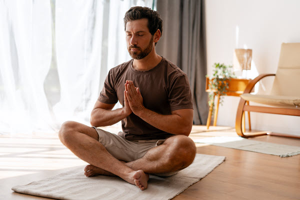 Personalized Guided Meditation & Breathwork – Image 1