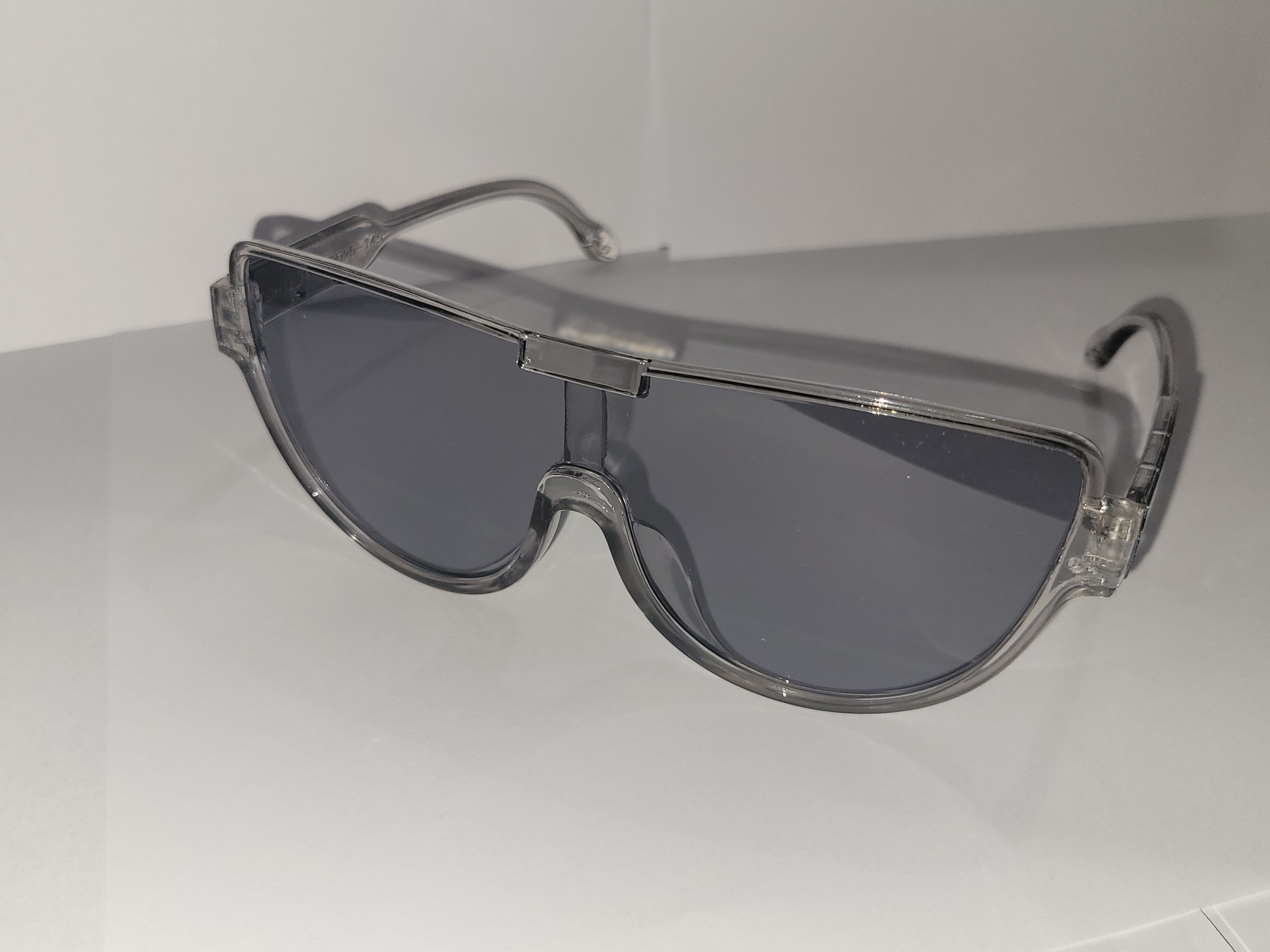 #13-Semicircle Framed Sunglass Cloud – Black Shaded Option