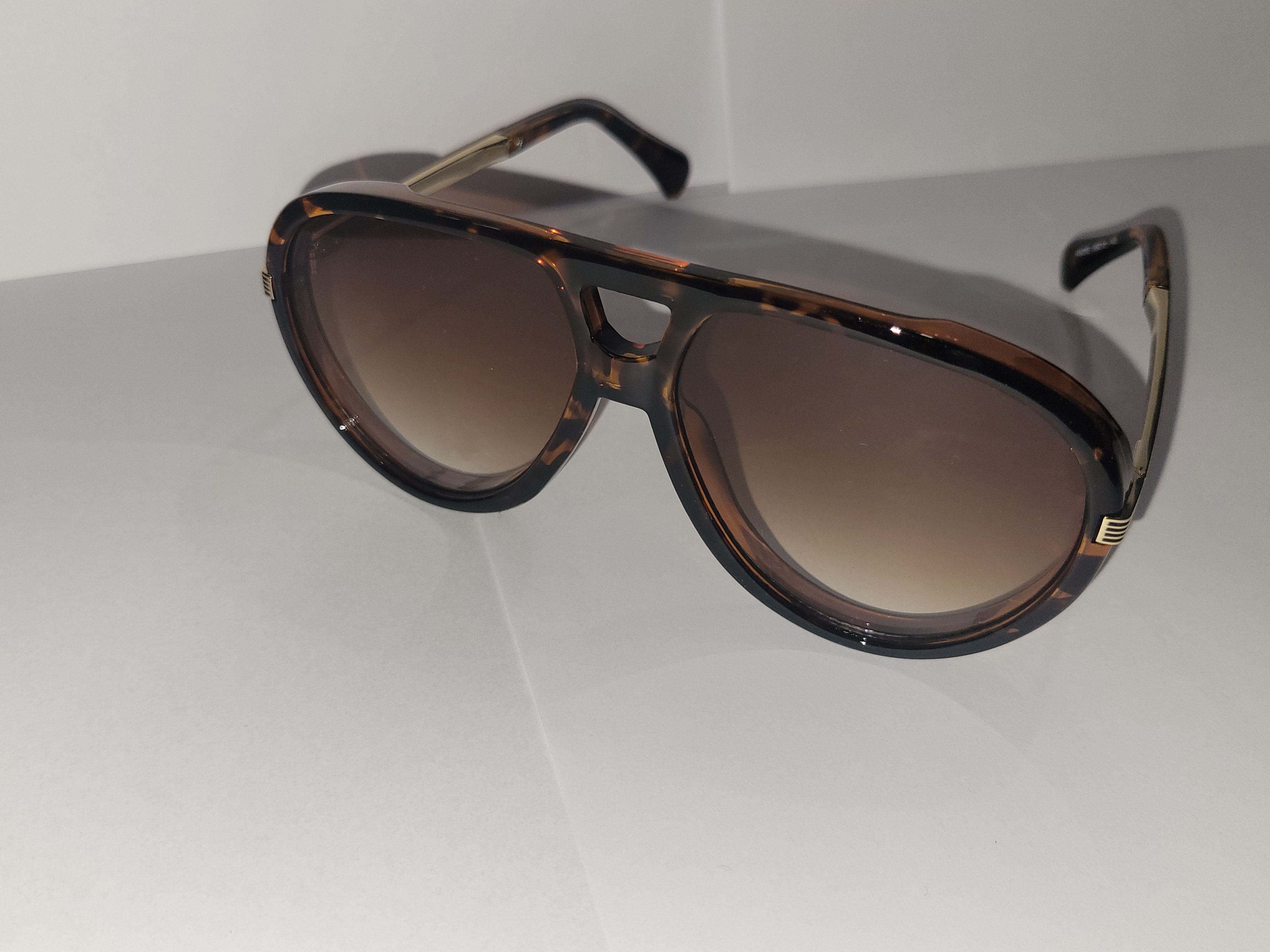 #24-Voyager inspired Sunglasses – Image 3