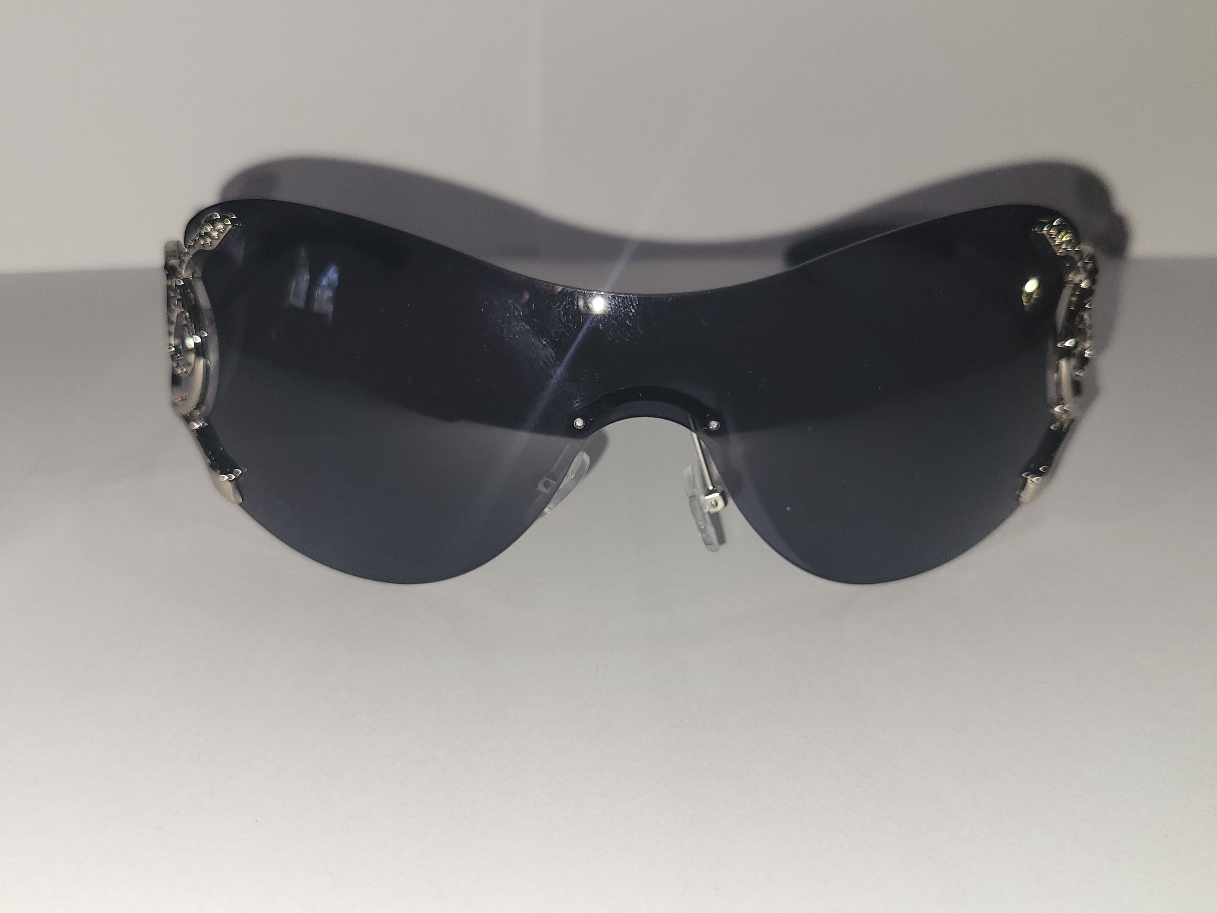 #26-Black and Silver Framed Sunglasses – Image 2