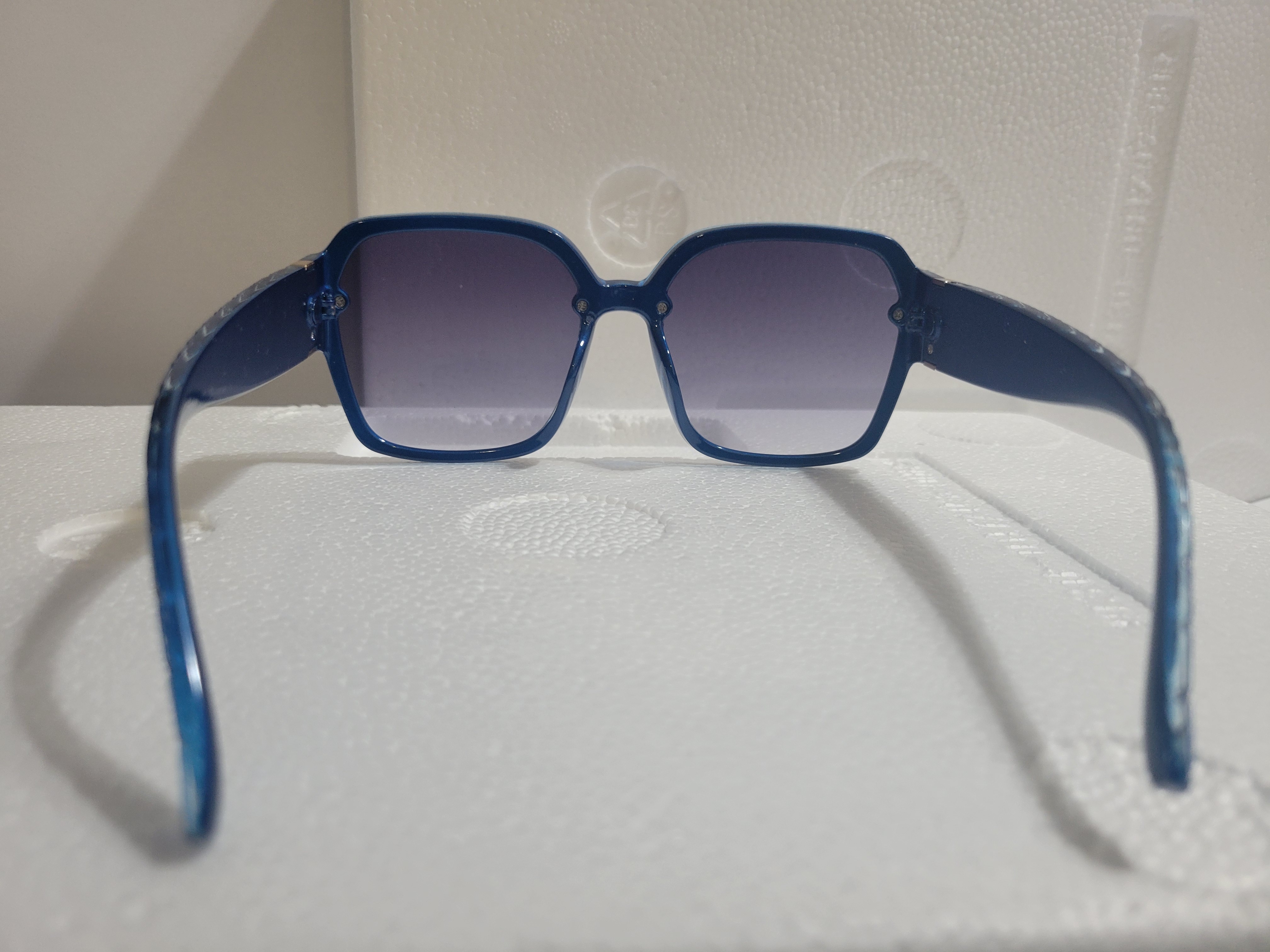 #44- Oversized Blue Framed - Dark Shades – Image 4
