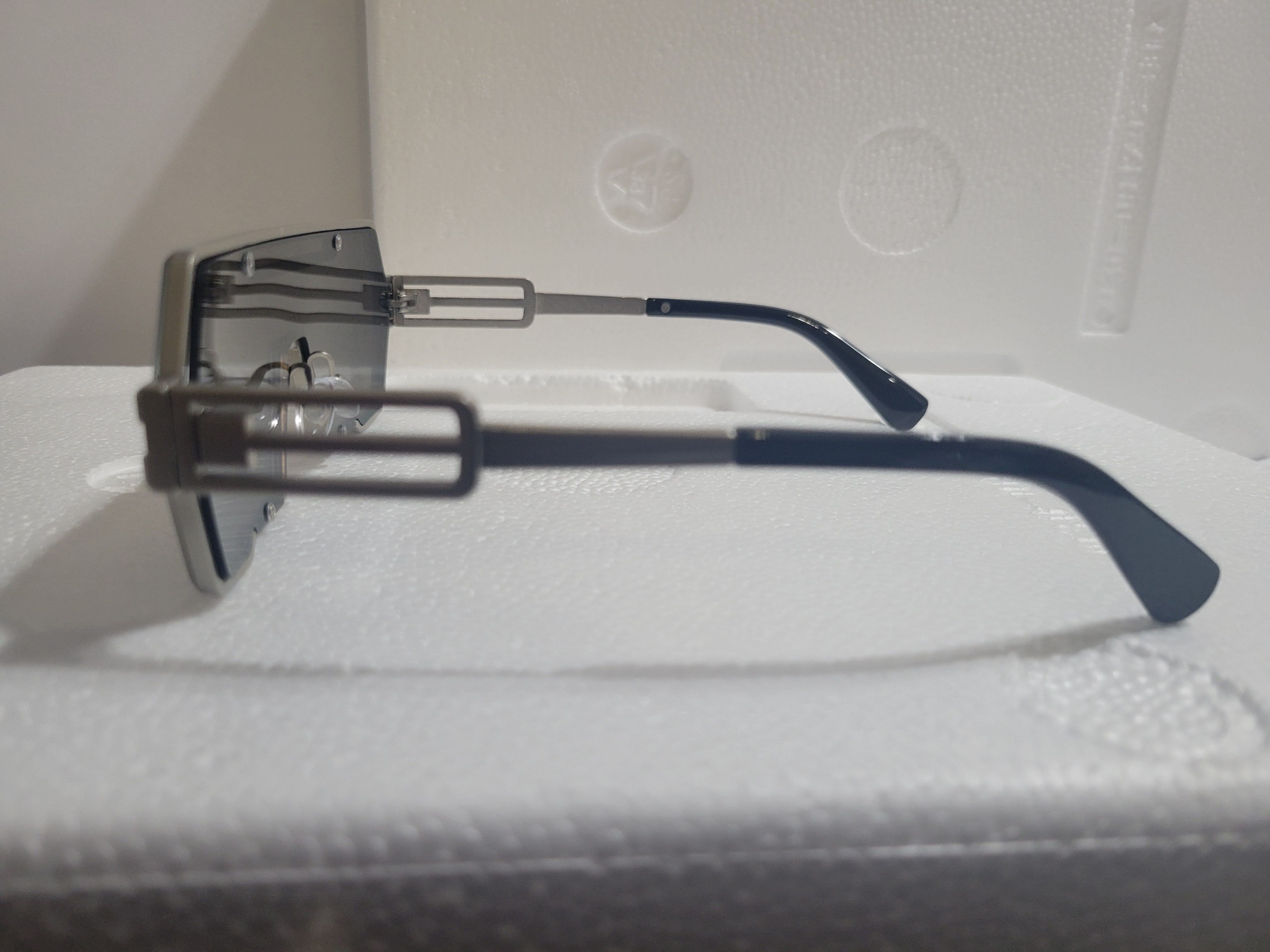 #46-Futuristic Sunglasses - (Silver or Gold Framed) – Image 4