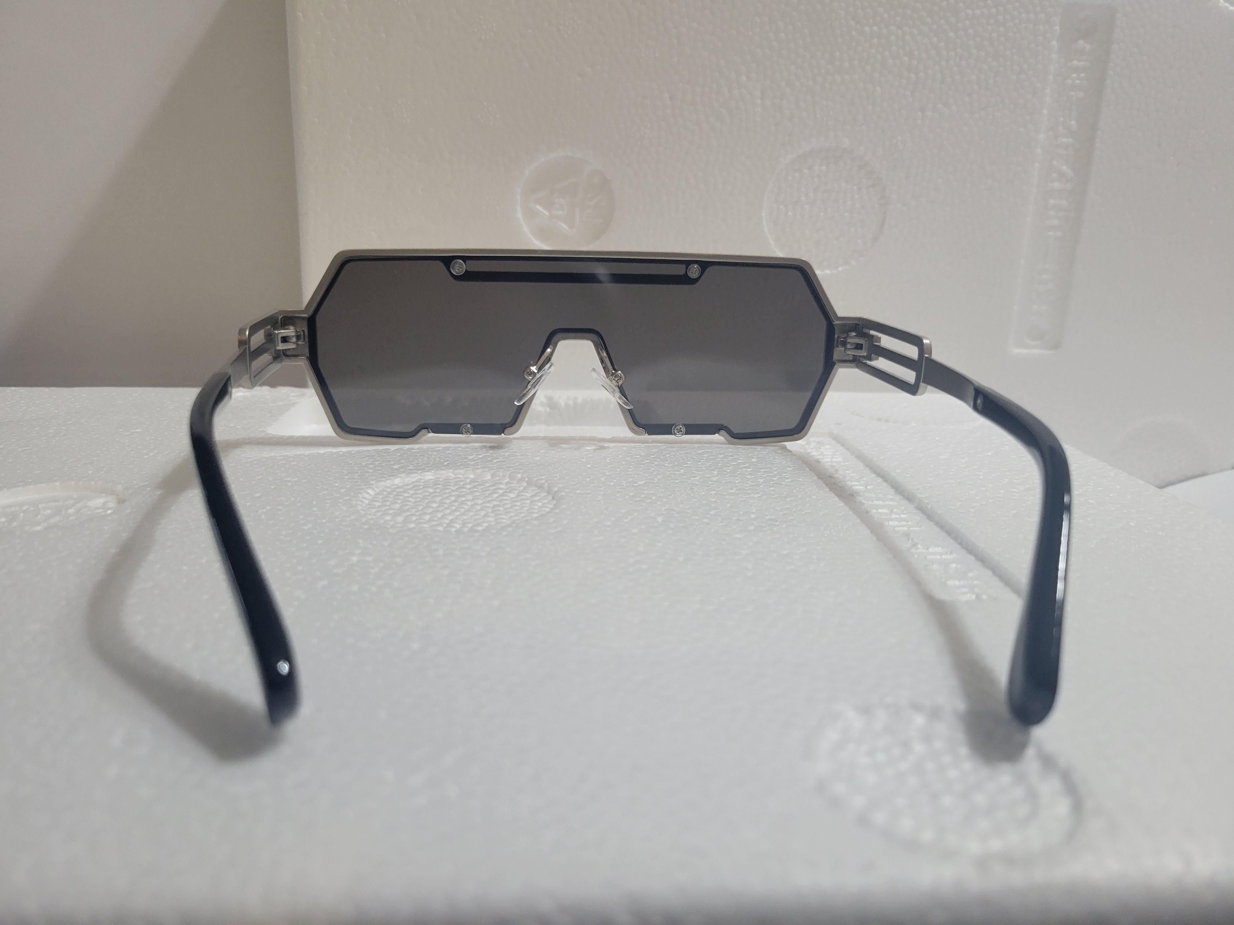 #46-Futuristic Sunglasses - (Silver or Gold Framed) – Image 3