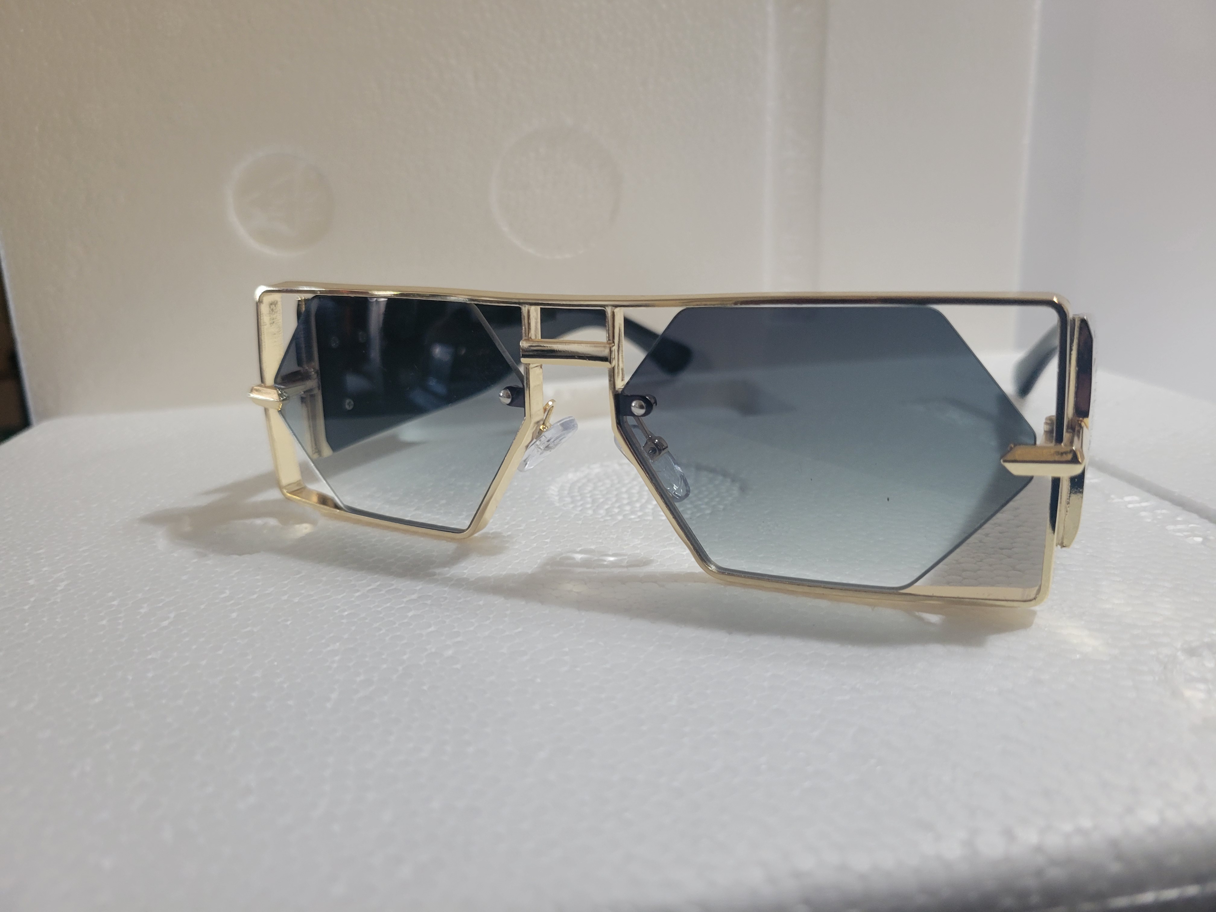 #71-Hexagonal Style – Image 1