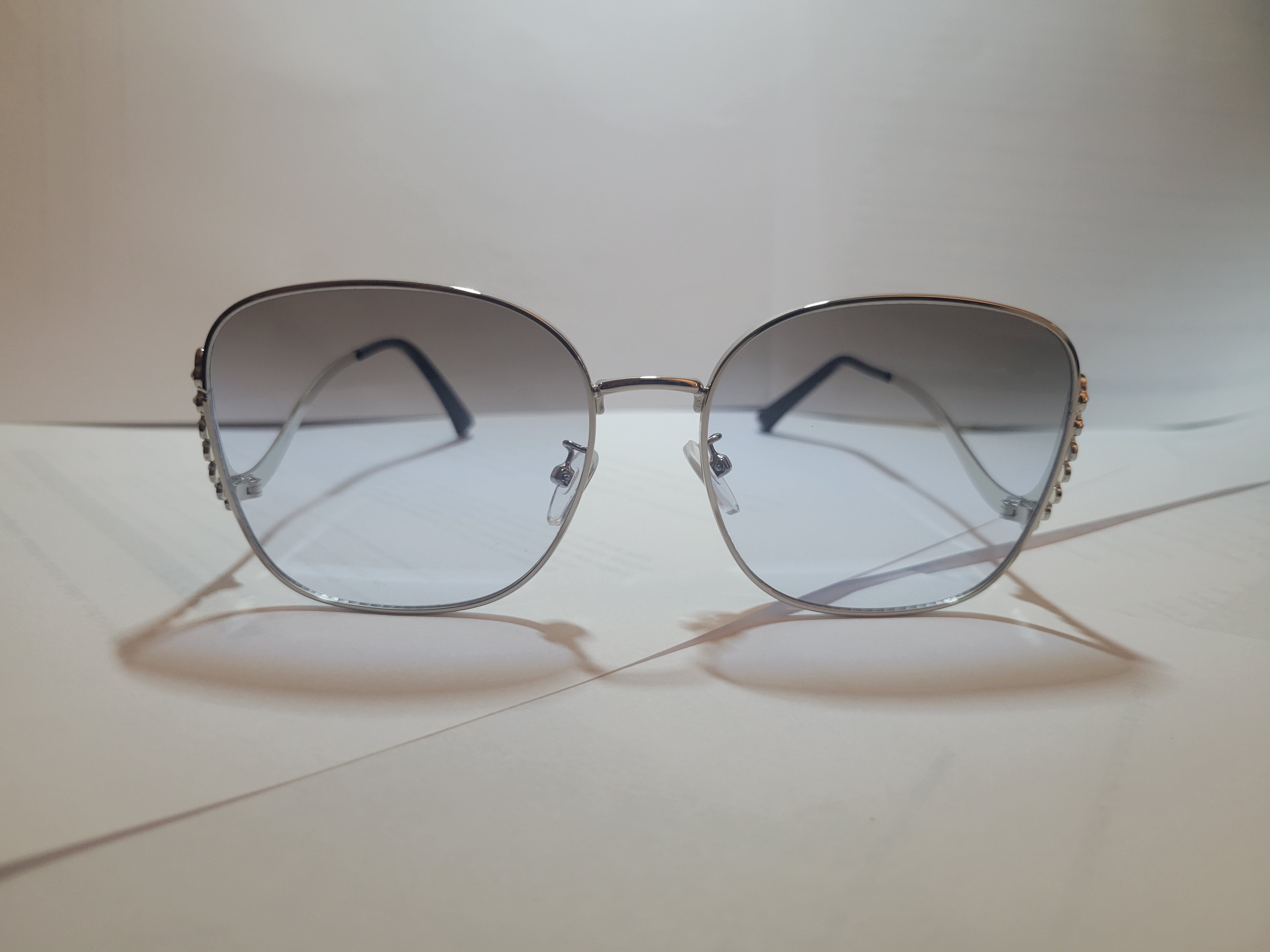 112-Square Frames Shades – Image 2