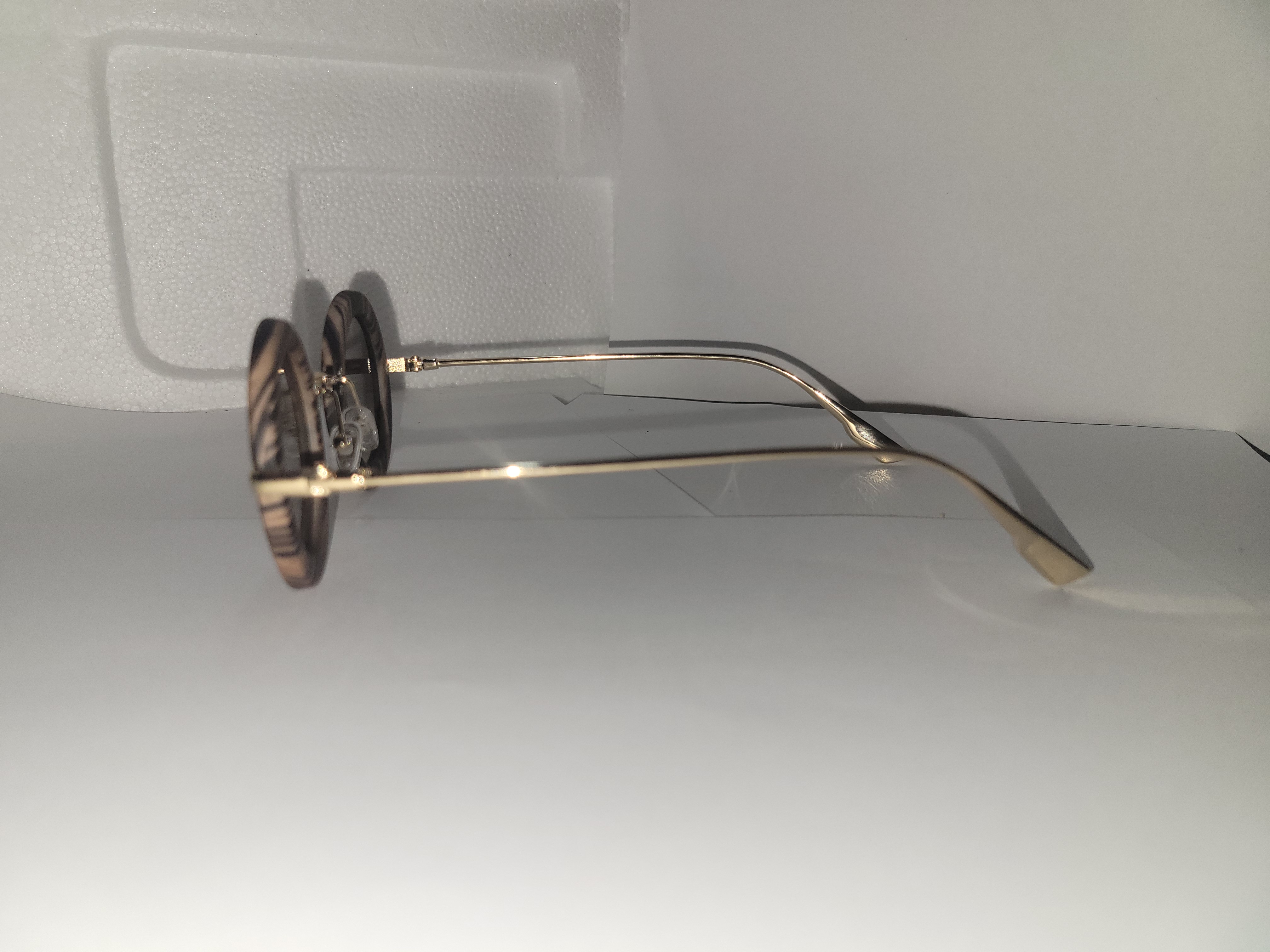#236-Circular Frames, 2 Kinds of Affair! – Image 7