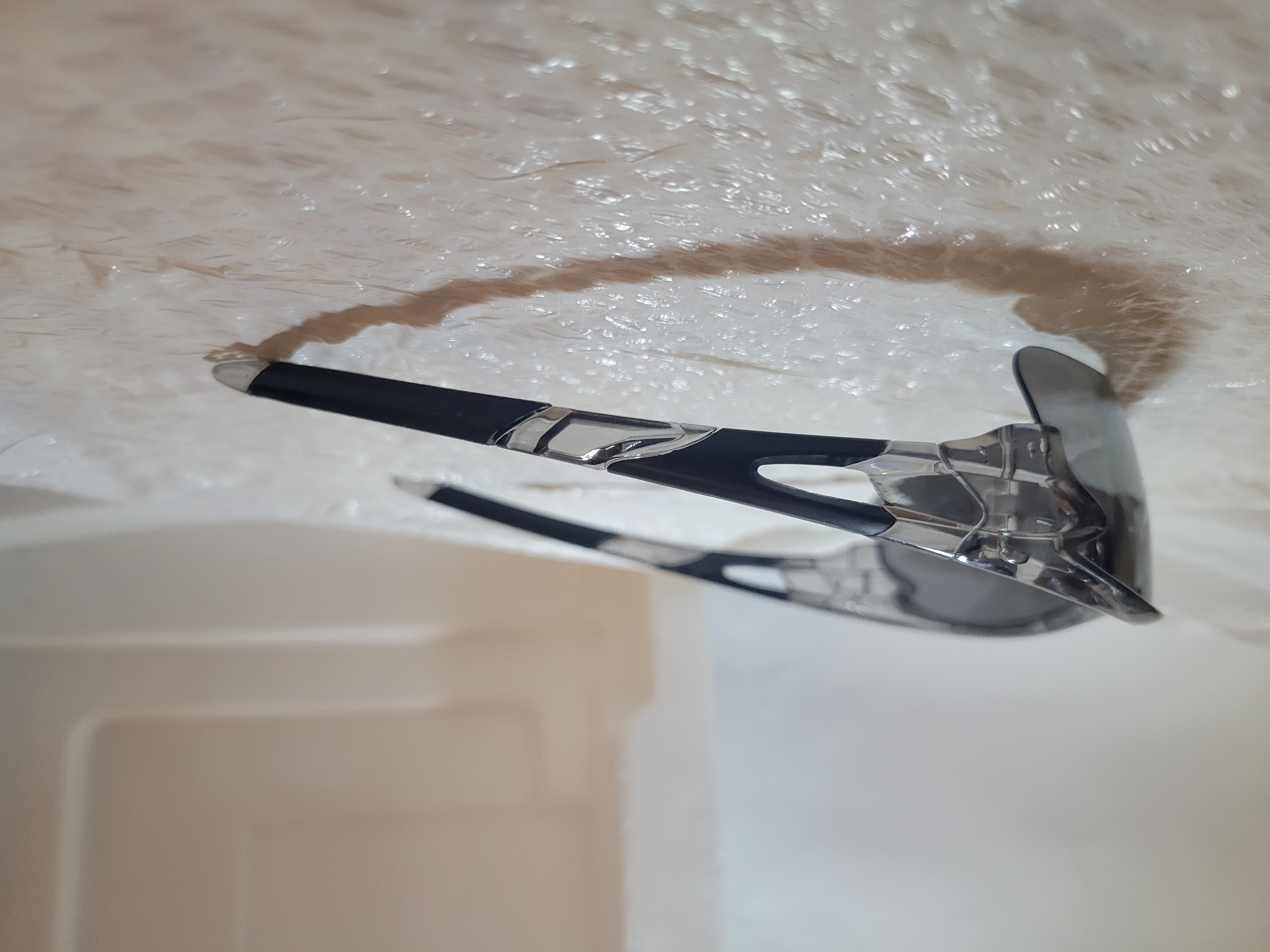 #403- Unisex Shades, Smooth and Sleek – Image 3