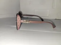 #446- Stylin' and Profilin' Rimless-like – Image 3
