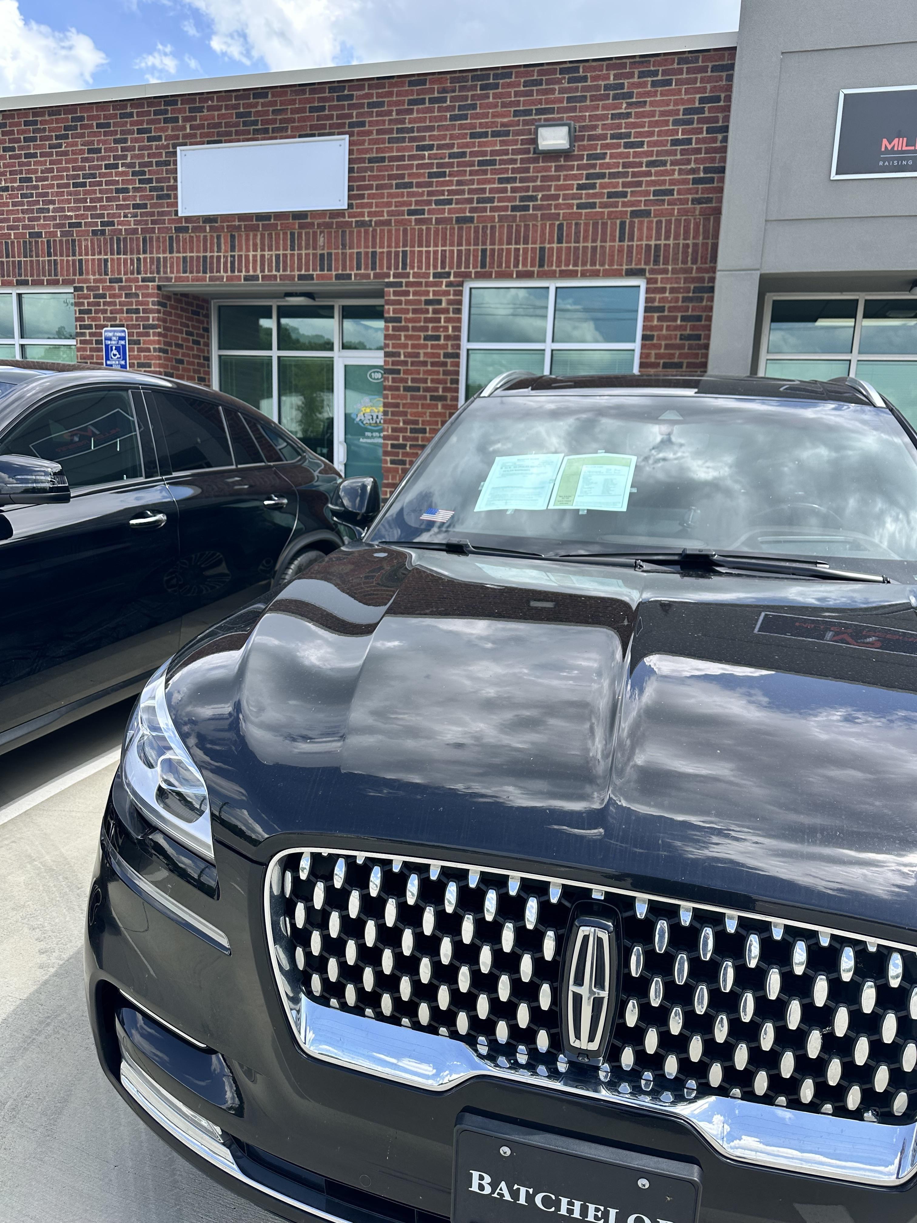 2023 Lincoln Aviator – Image 2