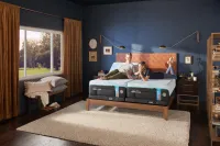 TEMPUR-LuxeBreeze® Mattress – Image 1